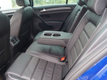 Volkswagen Golf R 2,0 TSI 310 KM DSG7 4Motion &ndash; Więcej Golfa w Golfie
